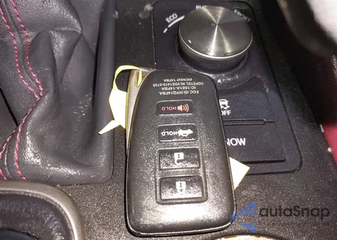 2016 Lexus Rc 300 z USA, uszkodzony, nr VIN JTHSM5BC1G5000523